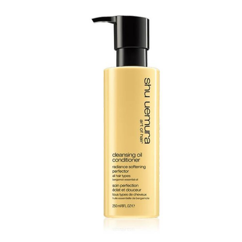 She Uemera art of hair cleansing oil conditioner.